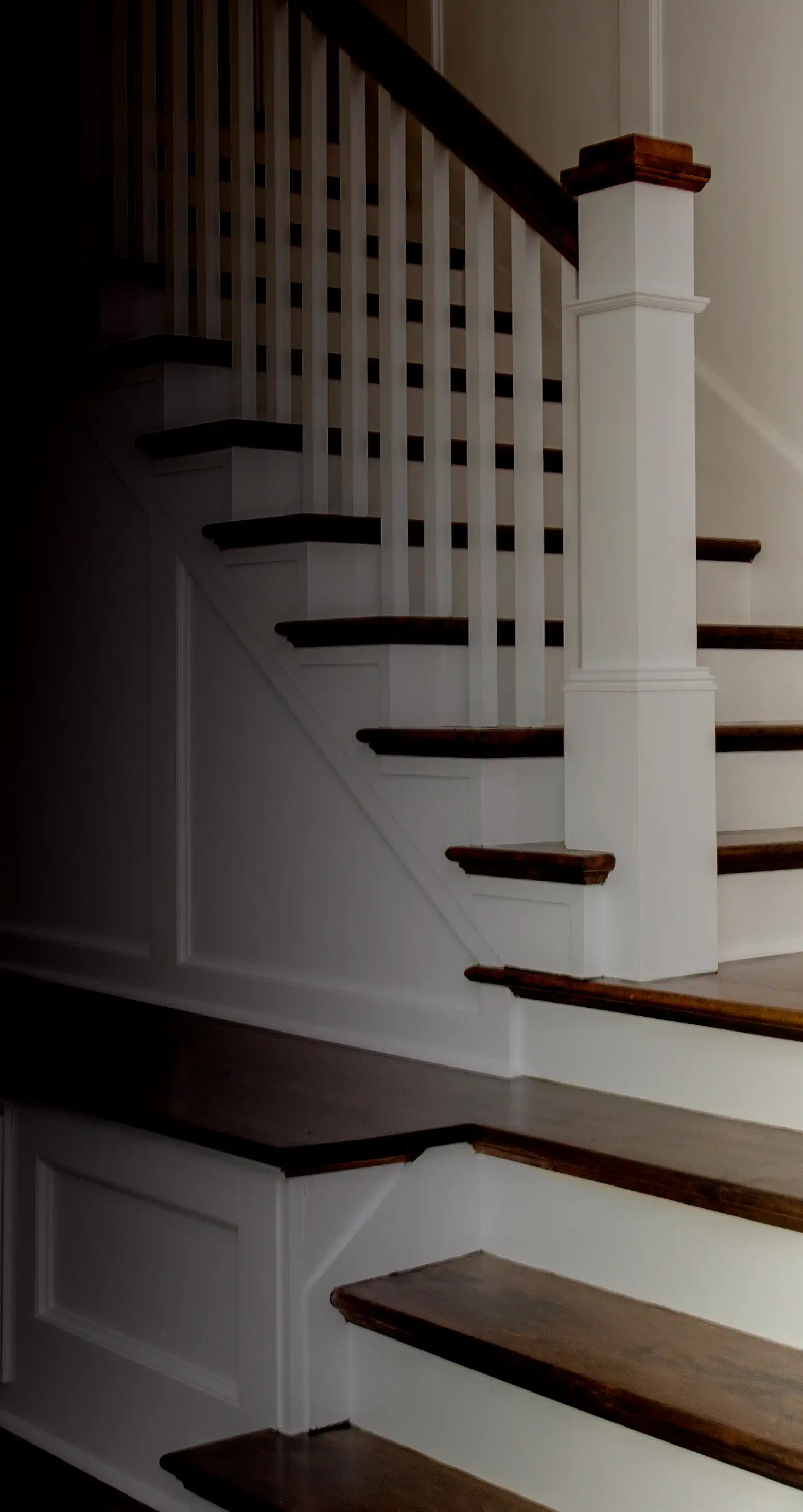 cut string closed riser white stairs